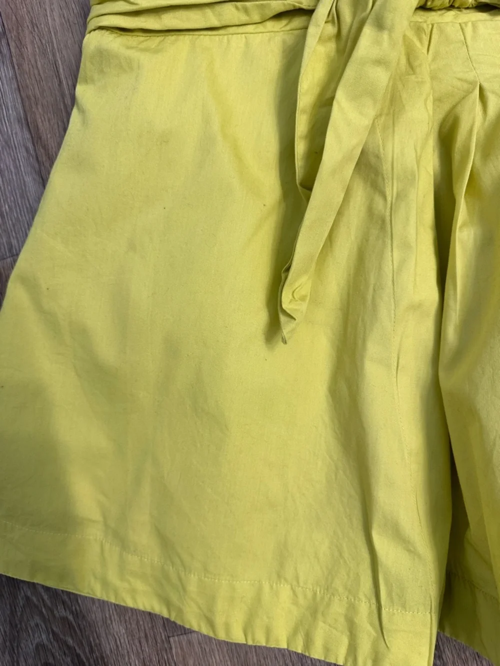 Anthropologie Yellow Mini Skirt Pleated Tie Waist High Waist Flowy Size M - Picture 3 of 5